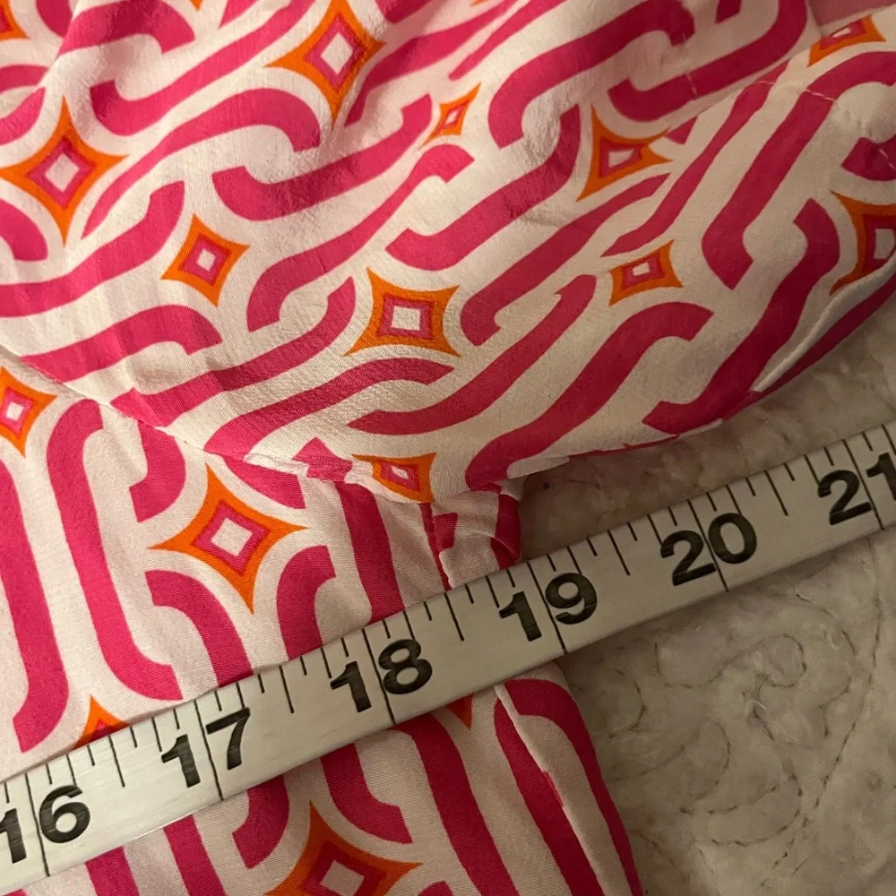 Boden Pink, White & Orange Geometric Patterned Cropped Button Down Shirt, 10 - Picture 4 of 9